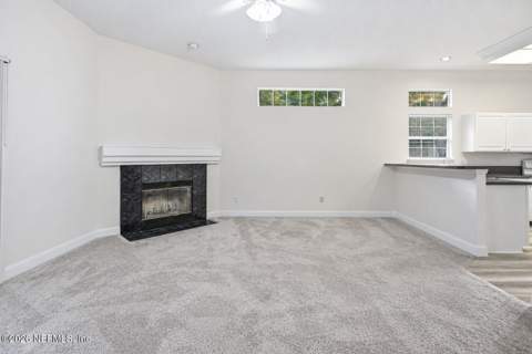 9508 Southbrook Drive, Jacksonville FL - photo 13 of 34