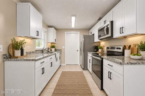 4179 Oriely Drive, Jacksonville FL - photo 9 of 21