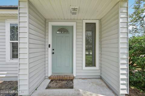 4229 Huntington Forest Boulevard, Jacksonville FL - photo 14 of 47