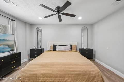 4229 Huntington Forest Boulevard, Jacksonville FL - photo 21 of 47