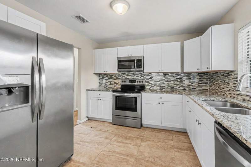3 bedroom Single Family Residence at 235 Baisden Road, San Mateo, Jacksonville — photo 5