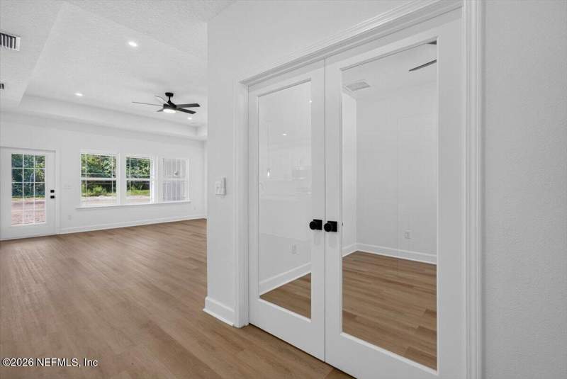 4 bedroom Single Family Residence at 9193 SW County Rd 225, Metes & Bounds, Starke — photo 5