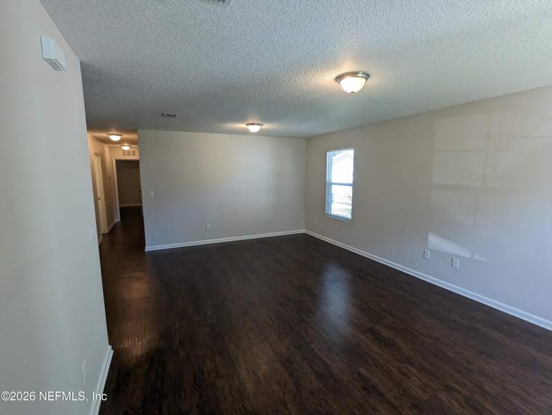 3 bedroom Single Family Residence at 463 W 59th Street, Edmondsons North, Jacksonville — photo 2