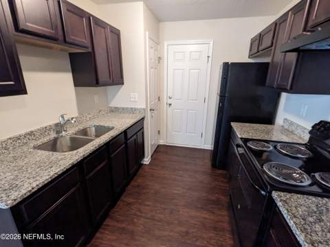 463 W 59th Street, Jacksonville FL - photo 9 of 17