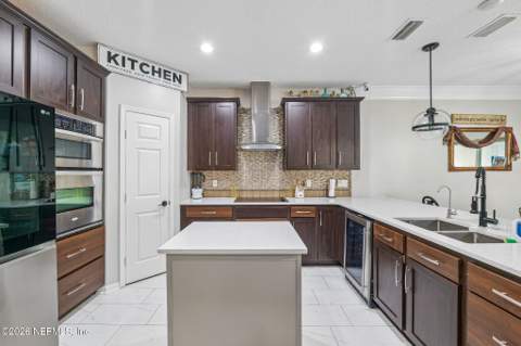 13998 Summer Breeze Drive, Jacksonville FL - photo 11 of 54
