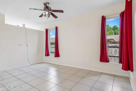 465 Casheros Cove Drive, Jacksonville FL - photo 10 of 35