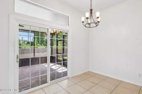 465 Casheros Cove Drive, Jacksonville FL - photo 13 of 35