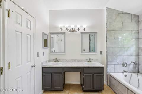 465 Casheros Cove Drive, Jacksonville FL - photo 19 of 35