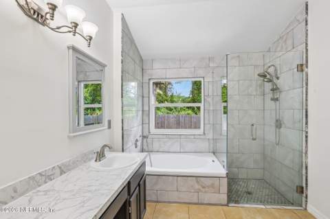 465 Casheros Cove Drive, Jacksonville FL - photo 20 of 35