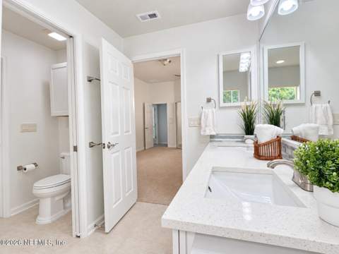 9185 Rosewater Lane, Jacksonville FL - photo 16 of 42