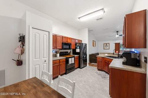 1699 Jayhawk Lane, Jacksonville FL - photo 10 of 24