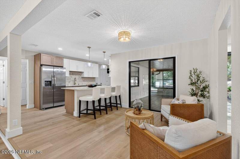 3 bedroom Single Family Residence at 12128 Hidden Hills Drive, Hidden Hills, Jacksonville — photo 5