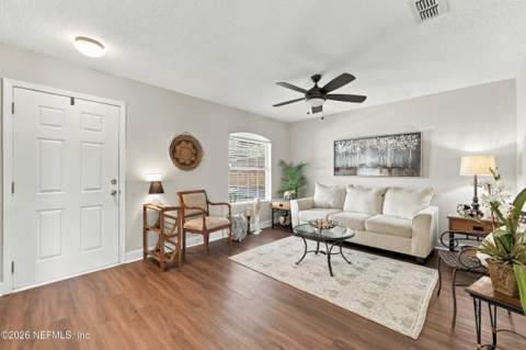 1615 Vineland Circle #B, Fleming Island FL - photo 9 of 63