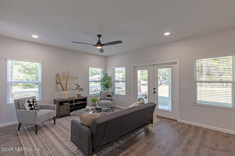 4 bedroom Single Family Residence at 1524 Nicholson Road, St Nicholas Park, Jacksonville — photo 5