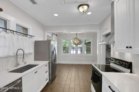 708 Spring Street, Green Cove Springs FL - photo 9 of 65