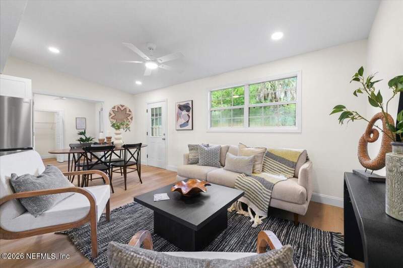 3 bedroom Single Family Residence at 6801 Gaillardia Road, Arlington Hills, Jacksonville — photo 4