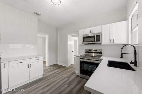 6717 N Pearl Street, Jacksonville FL - photo 11 of 22