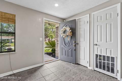 10919 Key Vega Drive, Jacksonville FL - photo 6 of 32