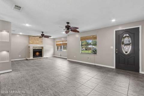 10919 Key Vega Drive, Jacksonville FL - photo 8 of 32