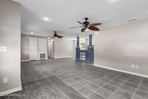 10919 Key Vega Drive, Jacksonville FL - photo 13 of 32