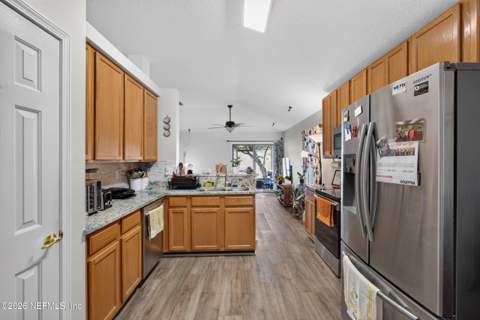 1529 Cotton Clover Drive, Orange Park FL - photo 23 of 77