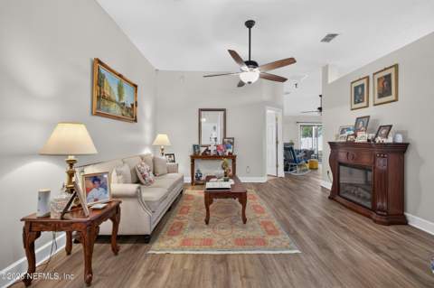 1529 Cotton Clover Drive, Orange Park FL - photo 10 of 77