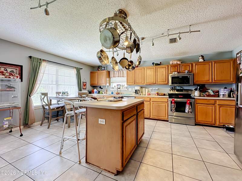 4 bedroom Single Family Residence at 2391 Mallory Hills Road, Westridge Estates, Jacksonville — photo 3