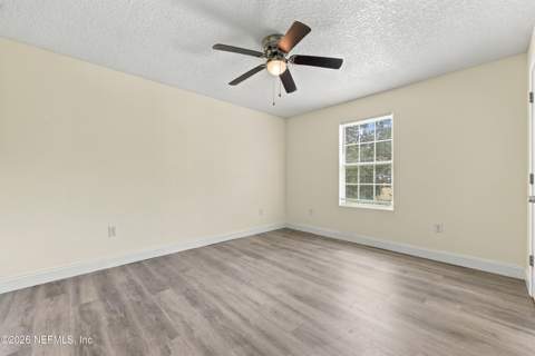 7952 Siskin Avenue, Jacksonville FL - photo 19 of 32