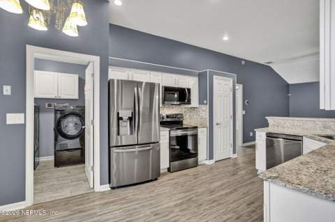 1127 Ardmore Street, St. Augustine FL - photo 10 of 29