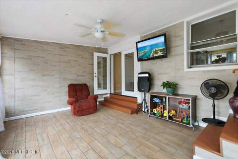 9721 Kline Road, Jacksonville FL - photo 10 of 26