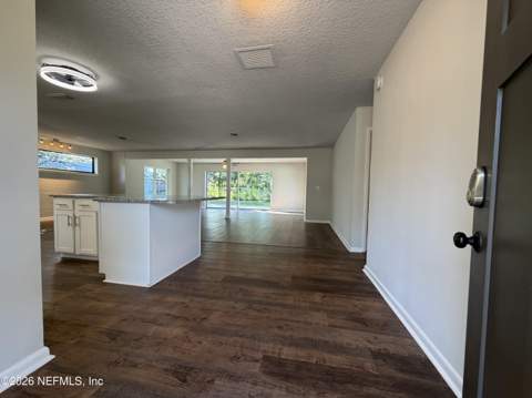4040 Sierra Madre Drive, Jacksonville FL - photo 8 of 21