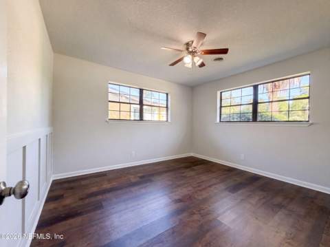 4040 Sierra Madre Drive, Jacksonville FL - photo 14 of 21