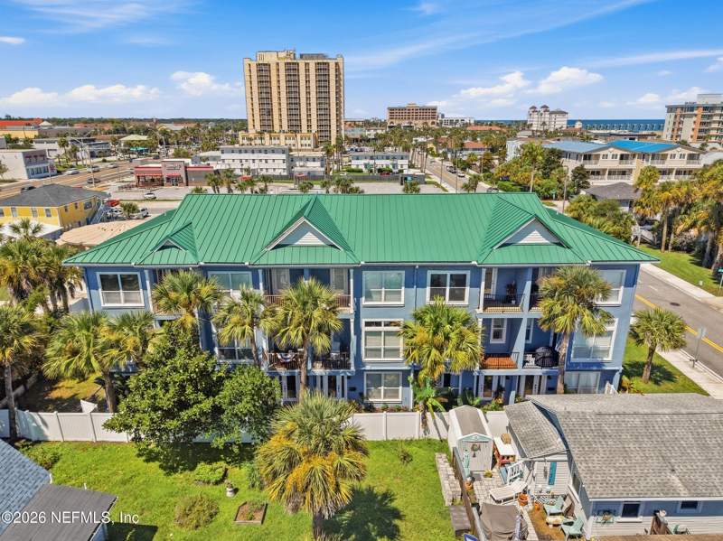 3 bedroom Condominium at 310 2nd Street #4, Ilha Bela Condo, Jacksonville Beach — photo 3