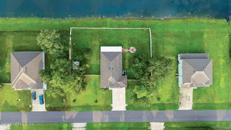 4 bedroom Single Family Residence at 1459 Lake Foxmeadow Road, Lake Foxmeadow, Middleburg — photo 3