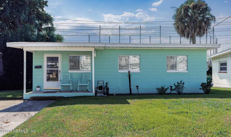 3 bedroom Single Family Residence at 420 11th Street, Beach Heights, Jacksonville Beach — photo 2