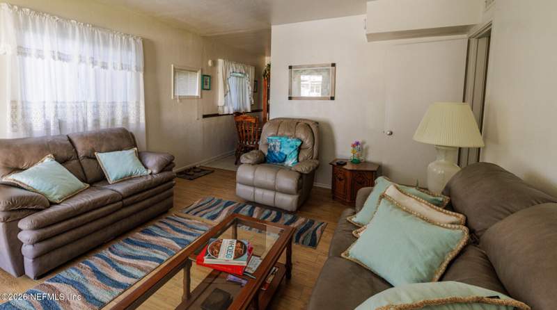 3 bedroom Single Family Residence at 420 11th Street, Beach Heights, Jacksonville Beach — photo 3