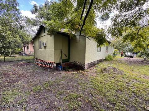 5242 Dodge Road, Jacksonville FL - photo 10 of 26
