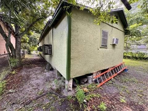 5242 Dodge Road, Jacksonville FL - photo 9 of 26