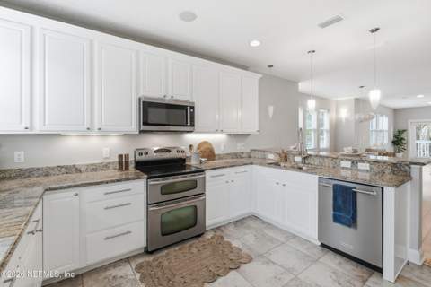 1813 2nd Street, Jacksonville Beach FL - photo 19 of 58