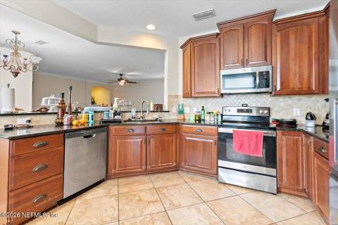 4480 Deerwood Lake Parkway #532, Jacksonville FL - photo 8 of 20