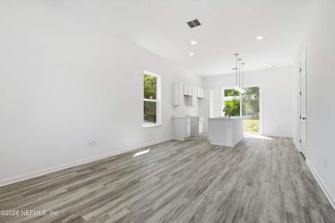 863 W 6th Street, St. Augustine FL - photo 7 of 36