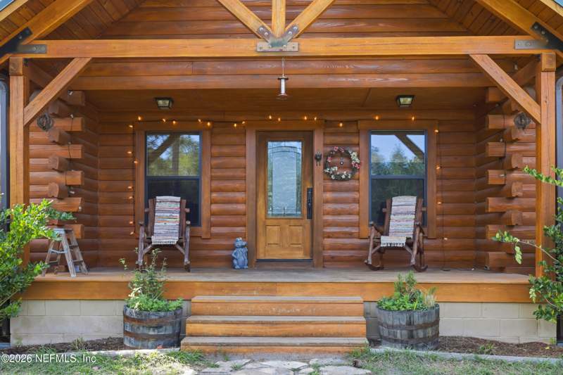 3 bedroom Single Family Residence at 8796 Gin Henry Lane, Glen St Mary, Glen St. Mary — photo 2
