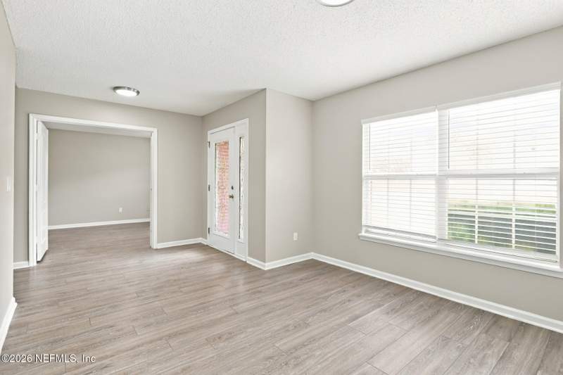 4 bedroom Single Family Residence at 6676 Southern Oaks Drive, Gentle Woods, Jacksonville — photo 4