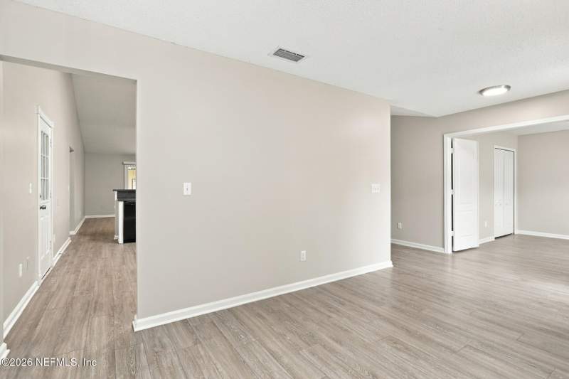 4 bedroom Single Family Residence at 6676 Southern Oaks Drive, Gentle Woods, Jacksonville — photo 5
