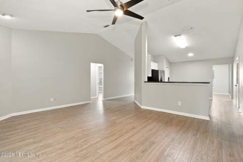 6676 Southern Oaks Drive, Jacksonville FL - photo 8 of 31