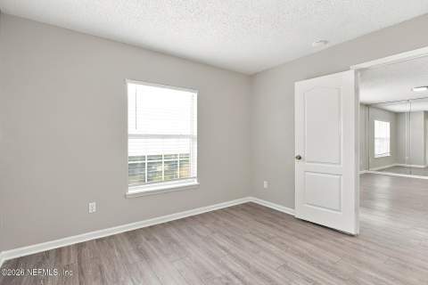 6676 Southern Oaks Drive, Jacksonville FL - photo 15 of 31