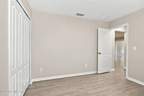 6676 Southern Oaks Drive, Jacksonville FL - photo 19 of 31