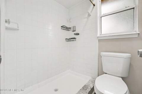 8468 Pikes Peak Drive, Jacksonville FL - photo 18 of 20