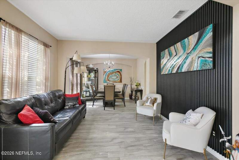 5 bedroom Single Family Residence at 3604 Whisper Creek Boulevard, Whisper Creek, Middleburg — photo 4