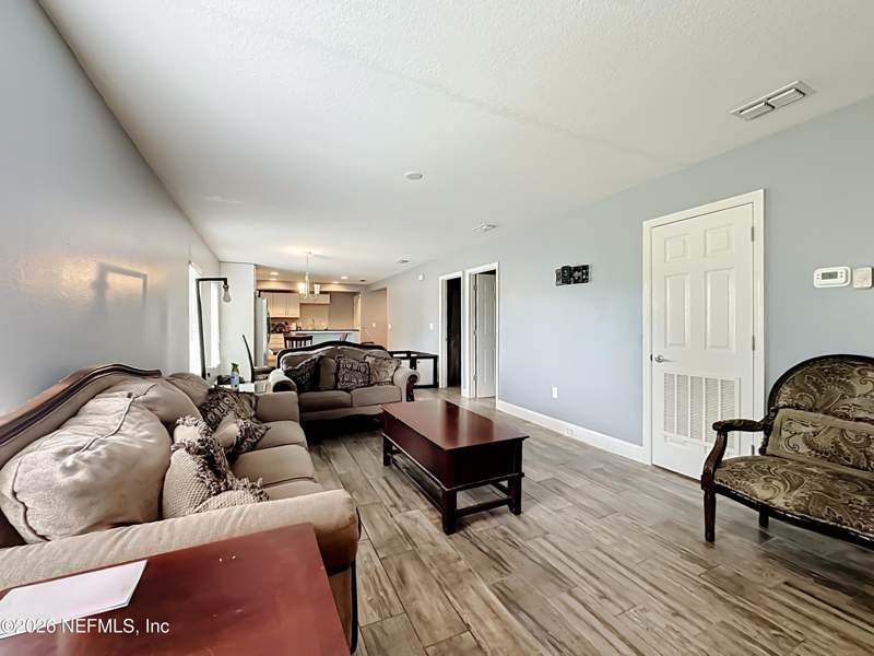 4 bedroom Single Family Residence at 3065 Francis Road, Simmons, Jacksonville — photo 2